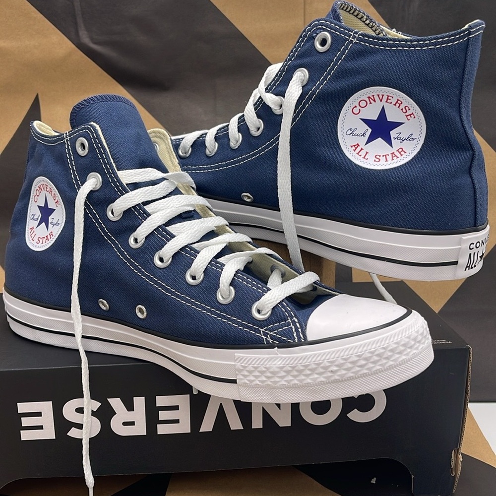 Converse Men's Blue High-Top Sneakers Classic Colors Navy - Picture 11 of 16